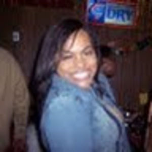 Meet your Posher, Ronique